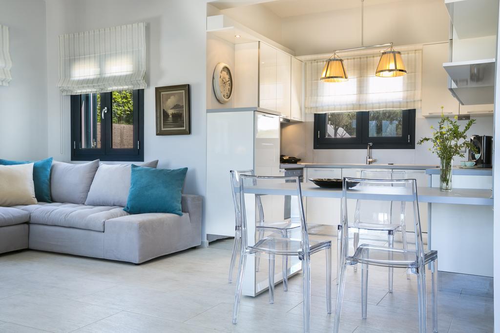 Seirios Luxury Villa สโวโรนาตา ภายนอก รูปภาพ